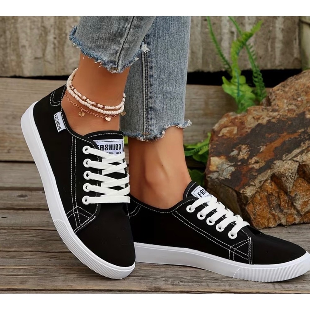 Fashion Women Black Canvas Low Top Sneakers Lace Up Casual Walking Shoes NEW